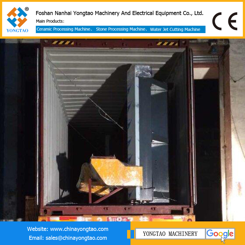 Water jet cutting machine The container